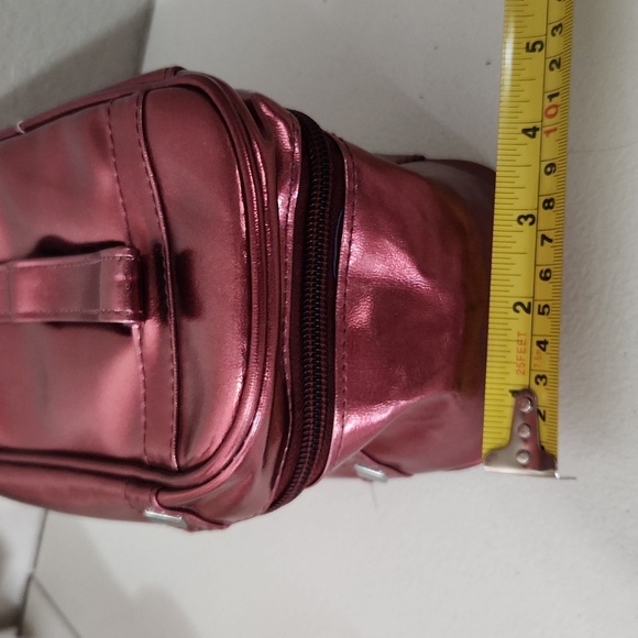Avon Metallic redish pink makeup bag - Picture 16 of 17